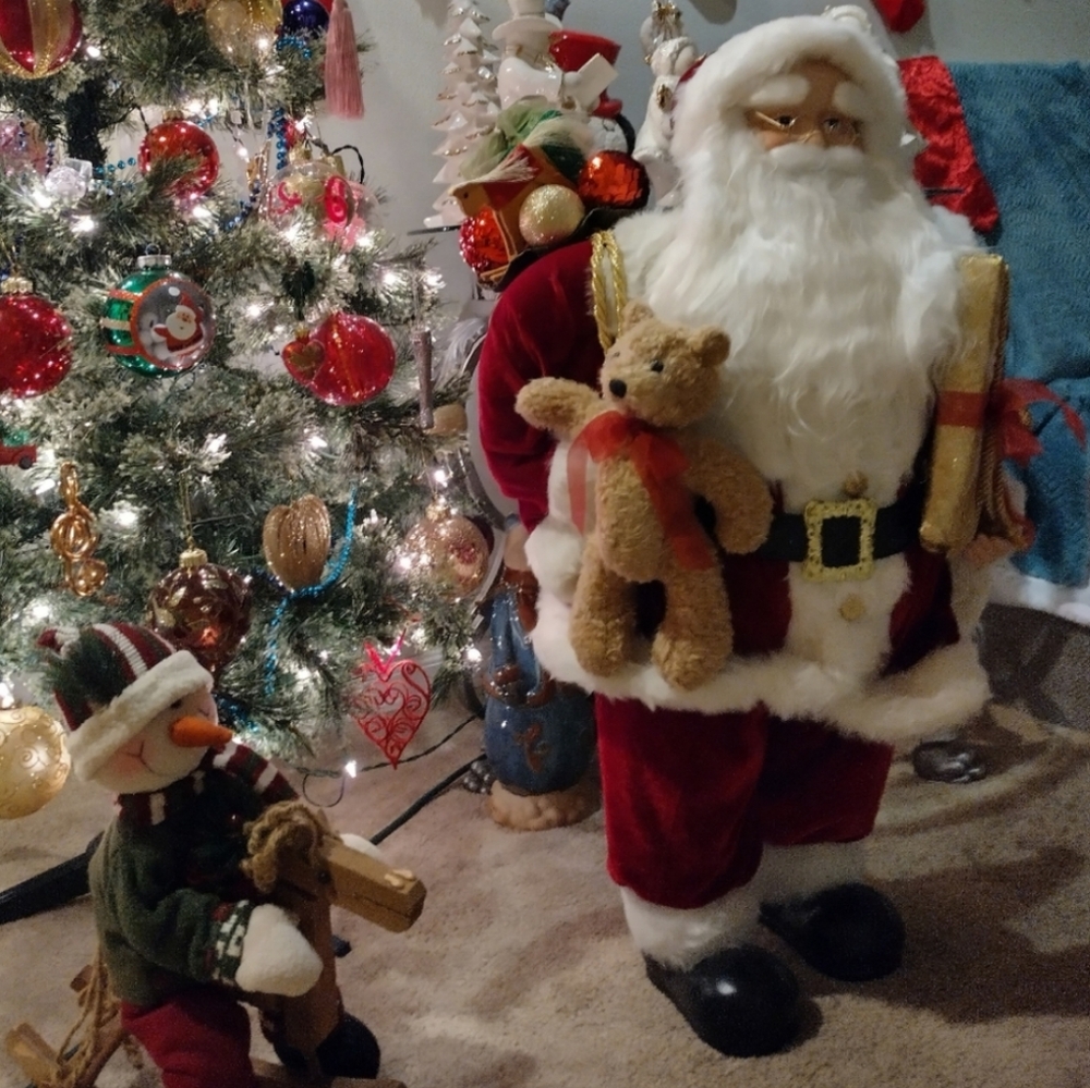 💥Sale💥2.5 feet tall Lg Santa Pere Noel⛄🎄